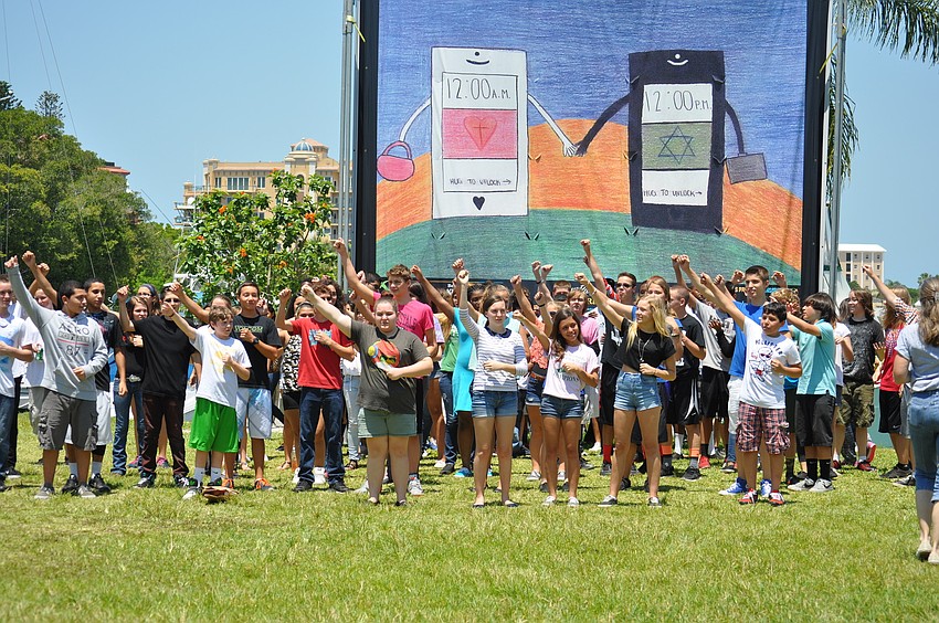 Students dance along to the U.S. Constitution theme song.