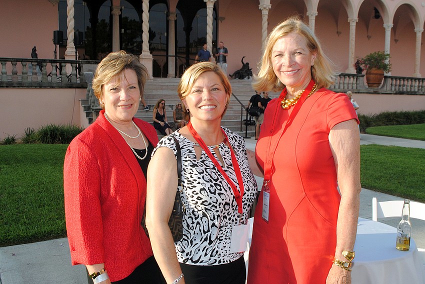 Linda DiGabriele, Angela Massaro-Fain and Ann Charters
