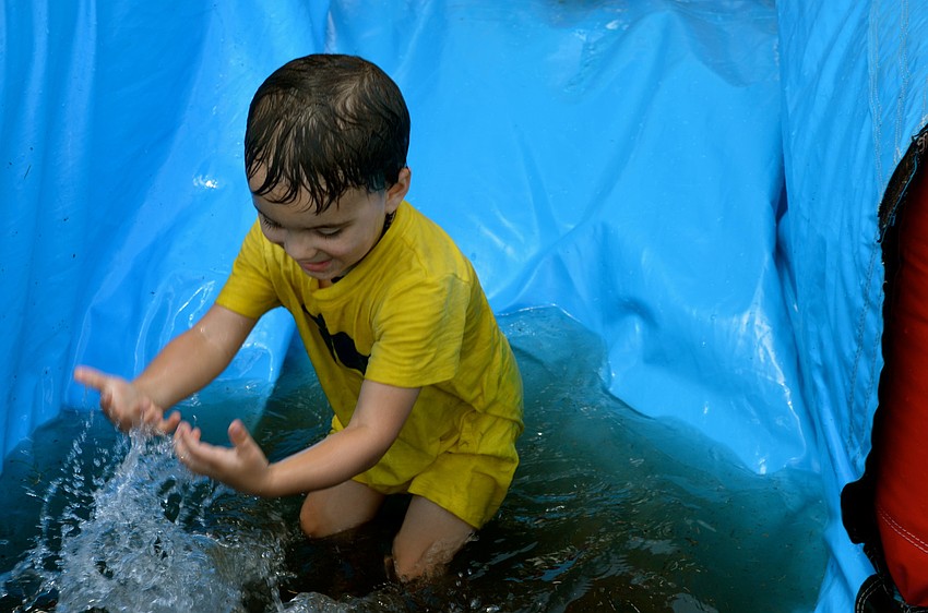 Leland Ballo splashes around.