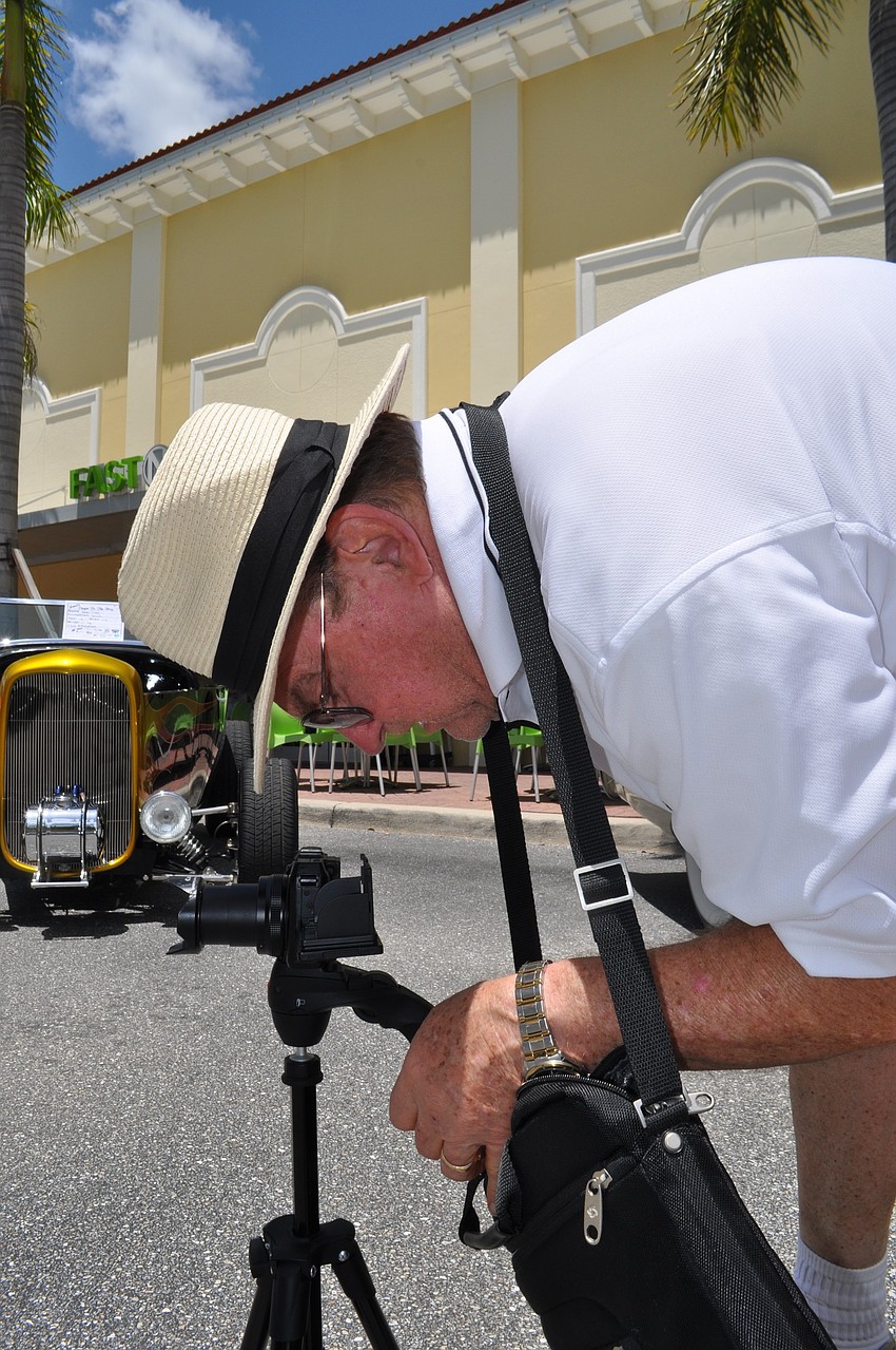 Bob Kolton photographs automobiles and motorcycles.