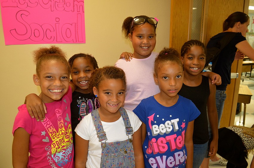 Aaliyah Williams, Sanaa Denis, Satoria Denis, Julisa Repetti, Ja'lonia Williams and Jayda Repetti.