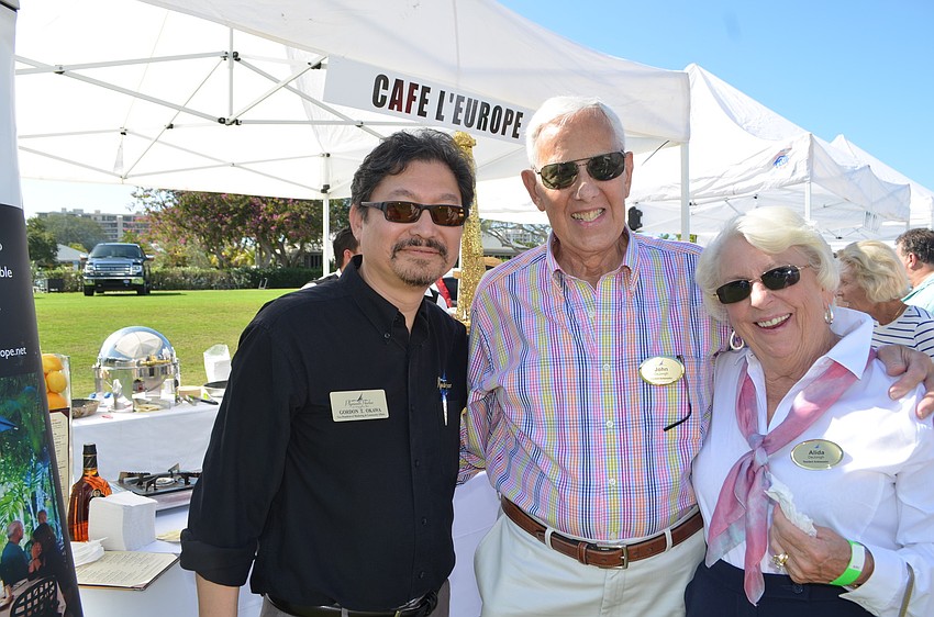Gordon Okawa with John and Alida DeJongh