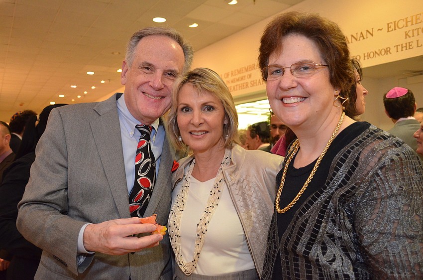 Richard Hershorin, Pamela Hershorin and Laura Hershorin.