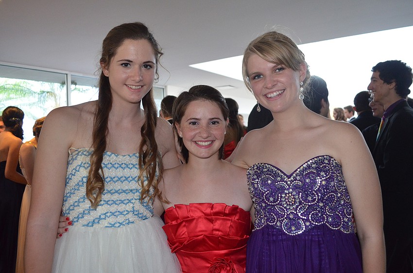 Molly Stone, Deaniela Echeberria and Emma Bartels