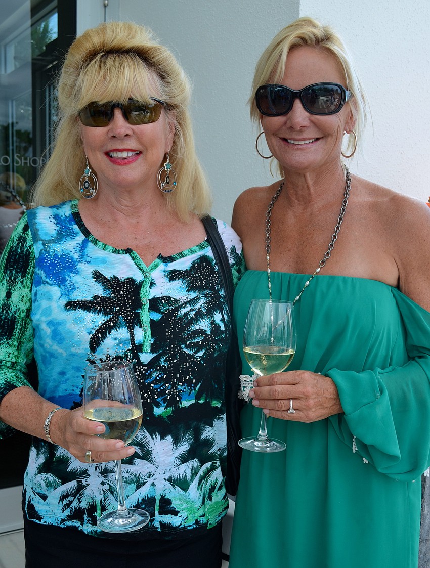 Joanne Forch and Sonja Viklund