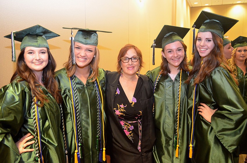 Angela Buice, Erica Cantu, Roxane Caravan, Kristina Brucato and Kim Brenes get ready for the big night.