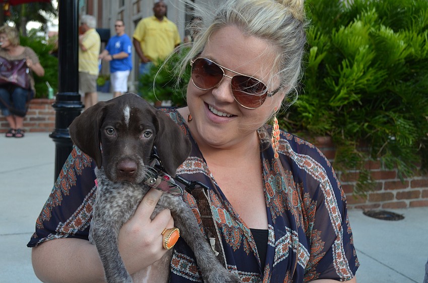 Lang and June prepare to watch the parade.