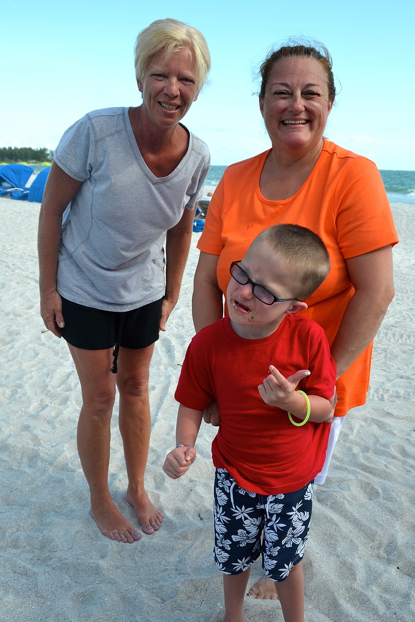 Kimberly, Kelle and Peyton Sproat