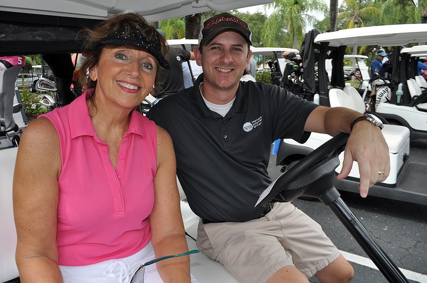 Rosanne Raap rides with Eric Rueping.