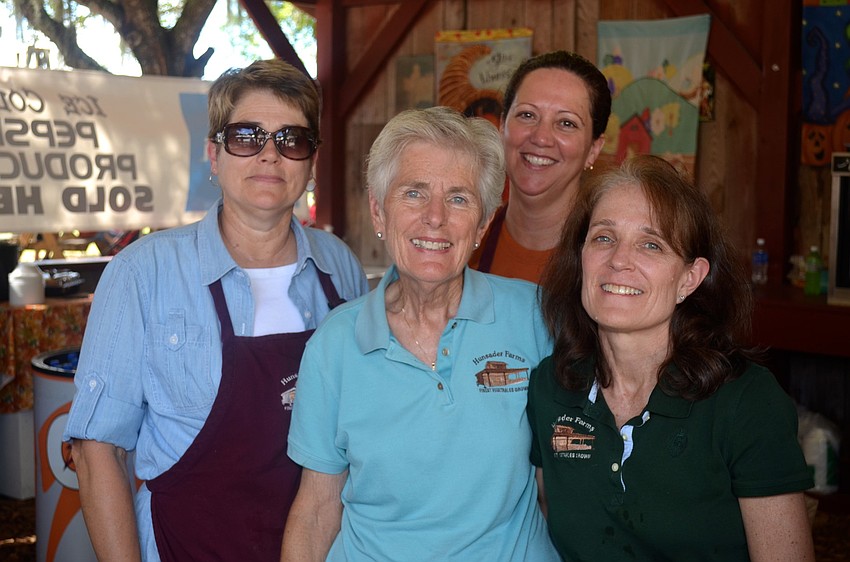 Mary Shimon, Sheila Stenger run The Eat Shack with Linda and Connie Hunsader.