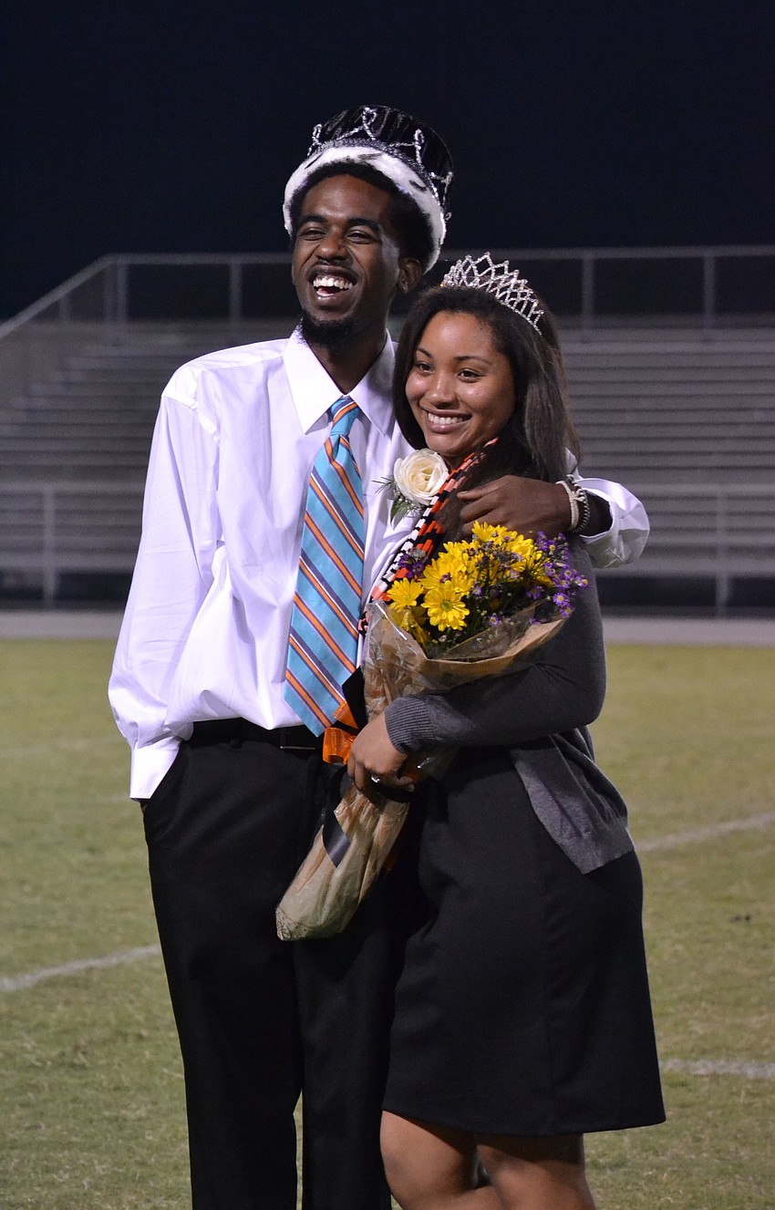 Travious Ringer and Sydni Battie are crowned the Homecoming King and Queen.
