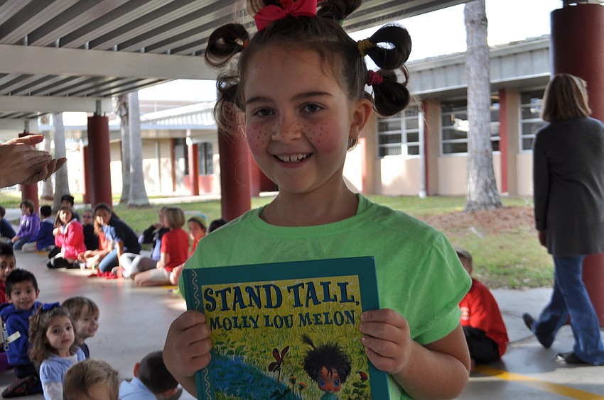 Roxane Dube impersonates Molly Lu Melon.