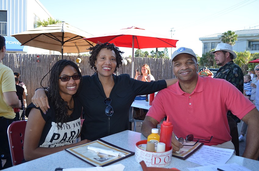Amanda, Lisa and Bruce Hodo