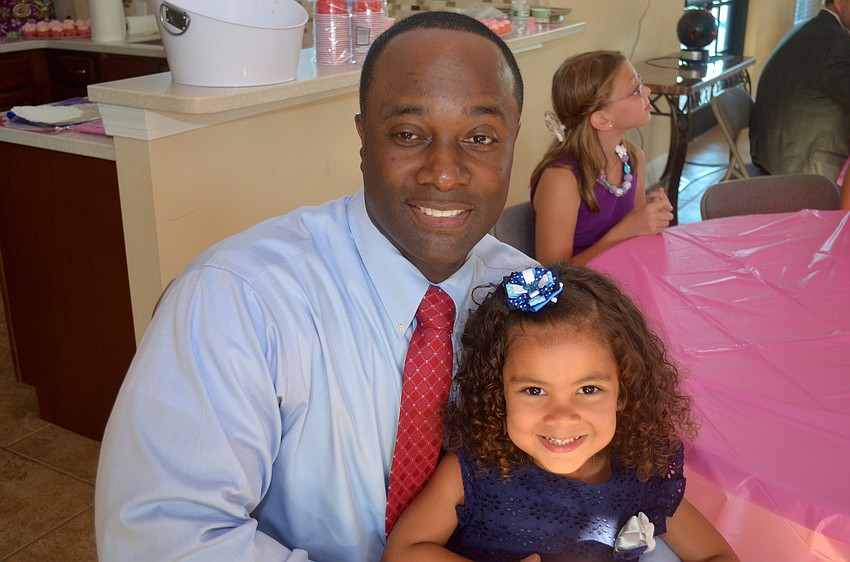 Larry and Sienna McQueen rest before the dancing starts.
