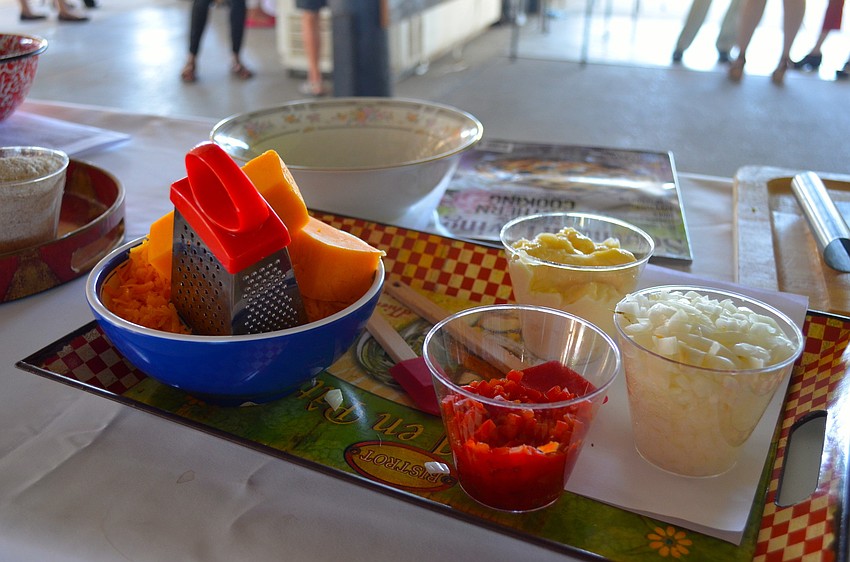 Rebecca Lang shared easy recipes for patrons to try at home.