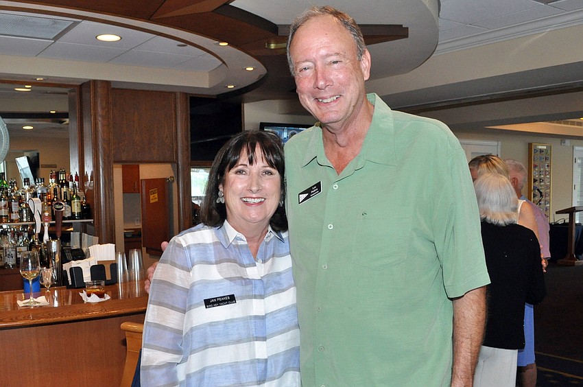 Jan and Commodore Lee Peakes