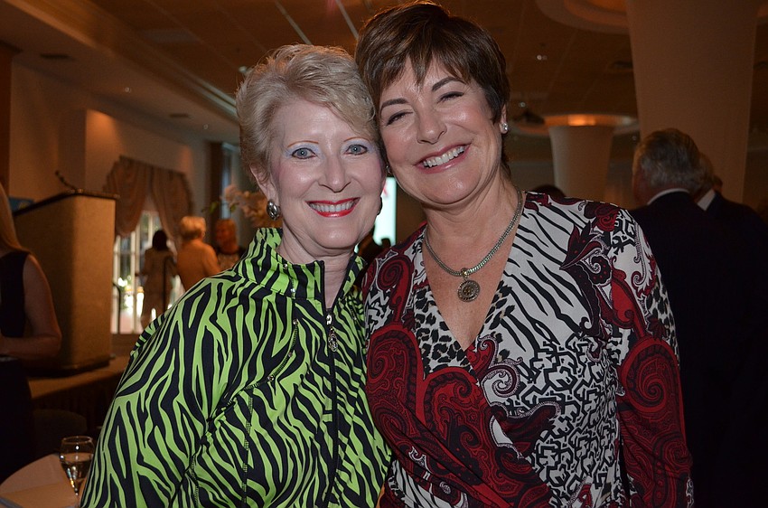 Past Boundary Crosser Award recipient Christine Jennings and 2014 honoree Cathy Layton.