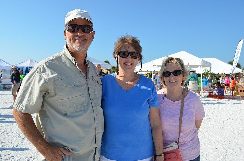 Paul Hoppe, Jan Hoppe and Janis Knott.