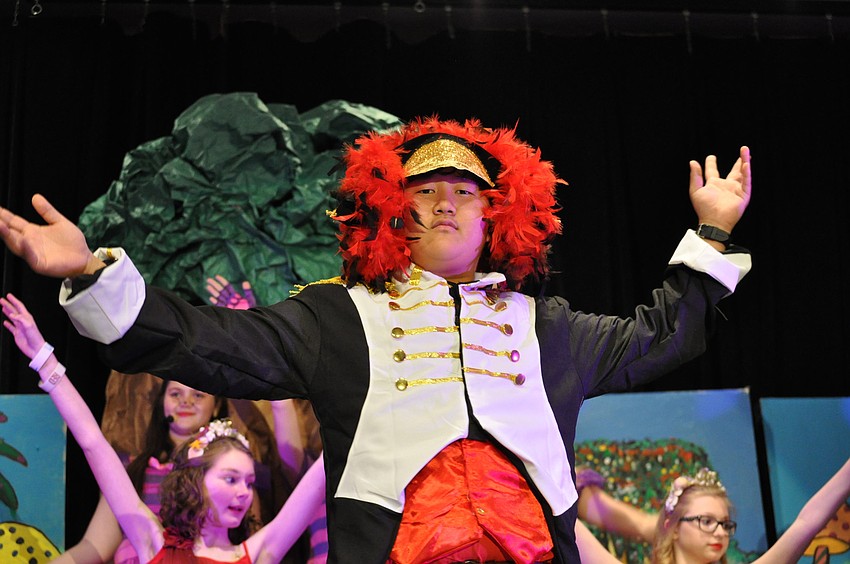 John Poulton lights up the stage as the Dodo bird.