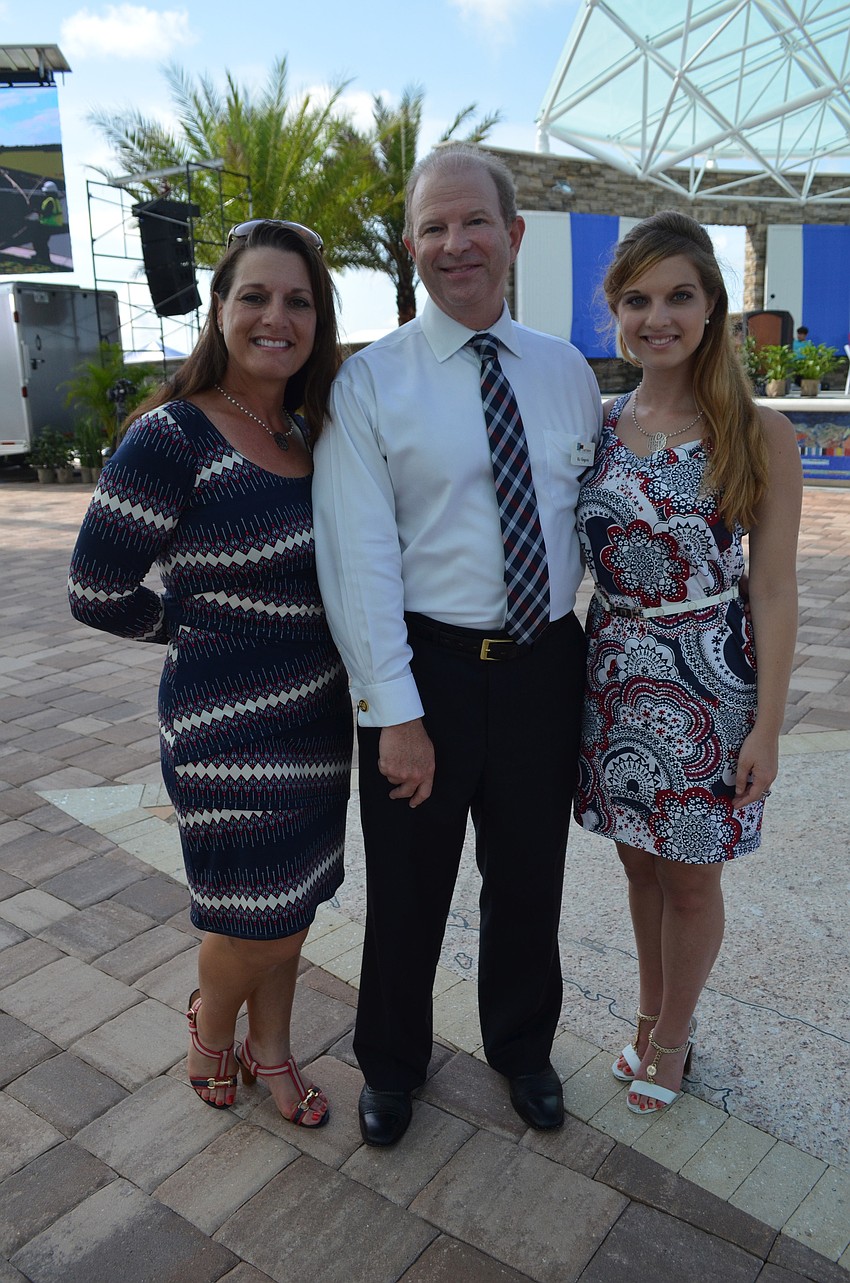 Gina, Ric and Ashleith Gregoria