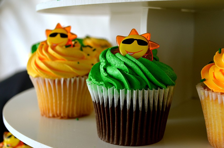 Attendees snacked on 