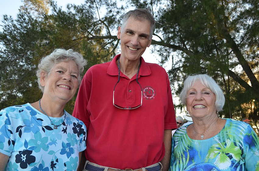 Helen and Jon Turner with Marilyn Powell.