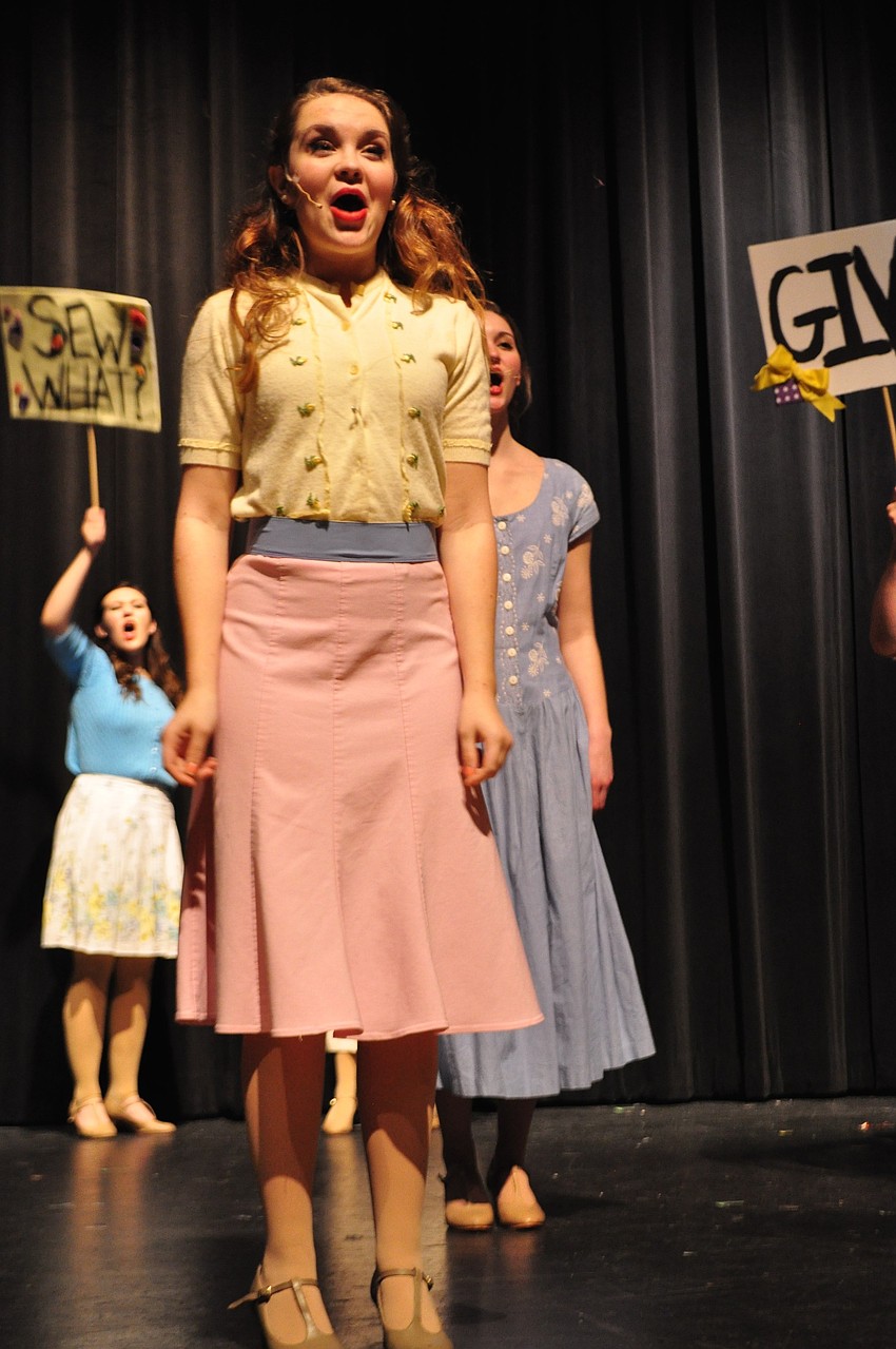 Nicole Petersen plays Poopsie.