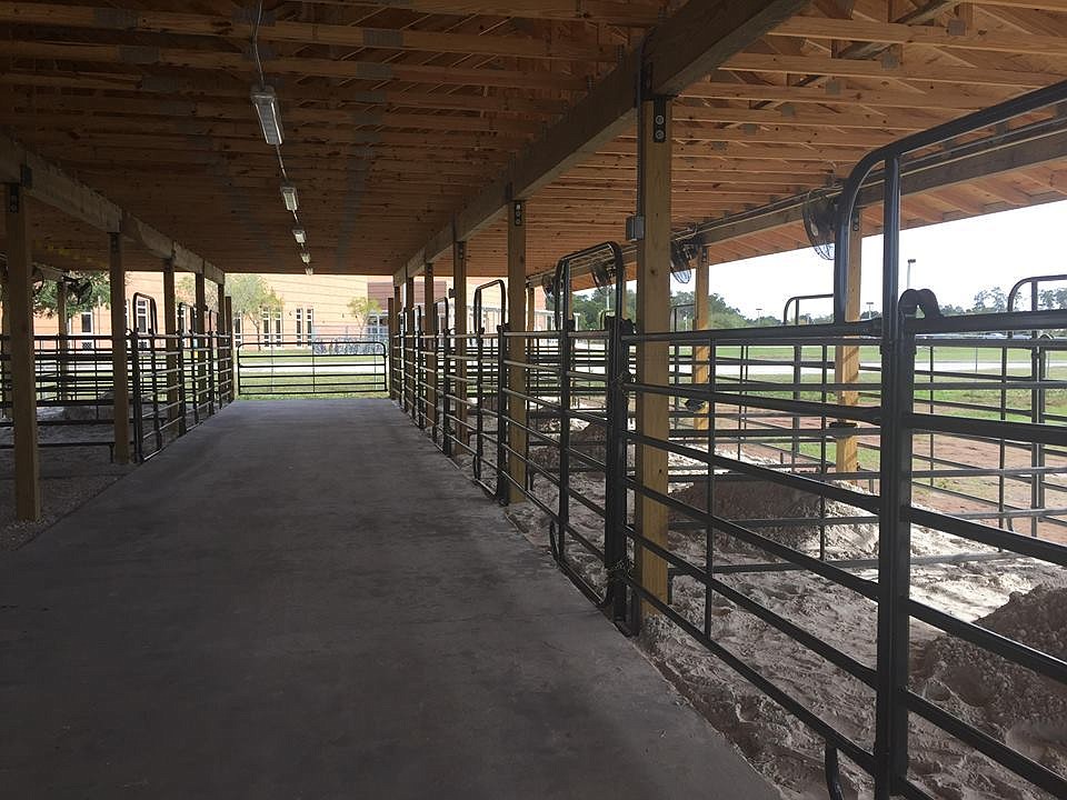 Braden River High's new facility will house 10 cattle and cost more than $100,000 to construct.