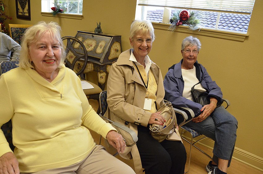 Adrienne Jaquith, Jean Ann Becker, Helga Stober
