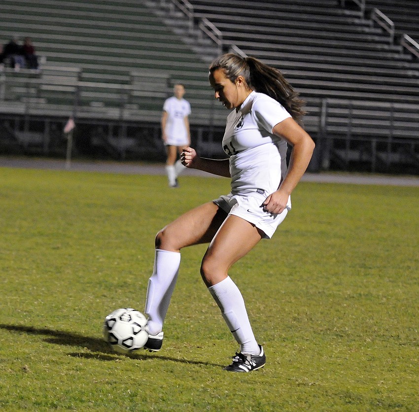 Lakewood Ranch defender Julia Ortiz controls the ball for the Lady Mustangs in the second half.