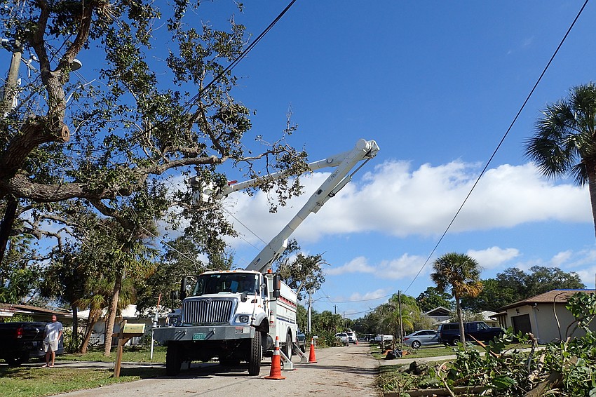 FP&L worked to restore power Sunday afternoon.