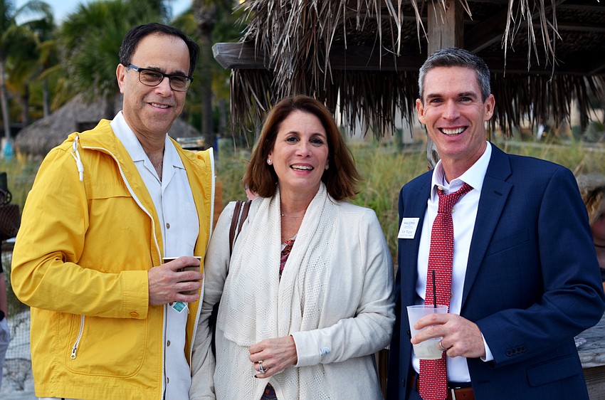 Mitch and Lisa Olan with Rob Wagner