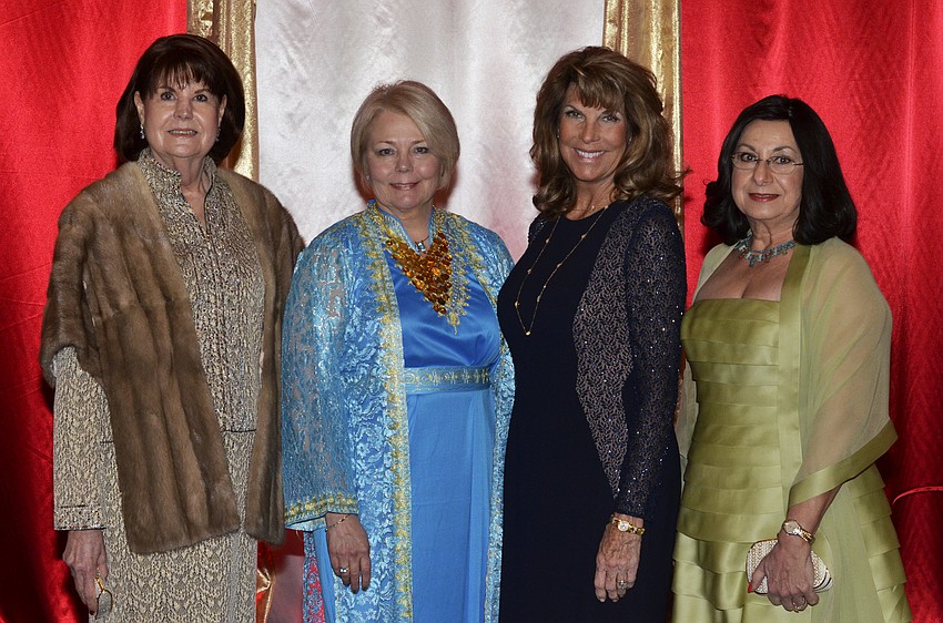 Elizabeth Weary, Lynn Blackledge, Carolyn Ann Holder and Nora Stephan