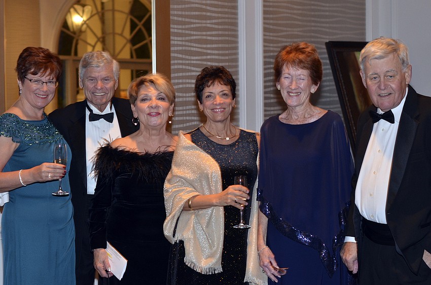 Kathy Hedden, Dennis and Maryann Bloomer, Angela Carrubba and Mary and Ernie Krehbiel