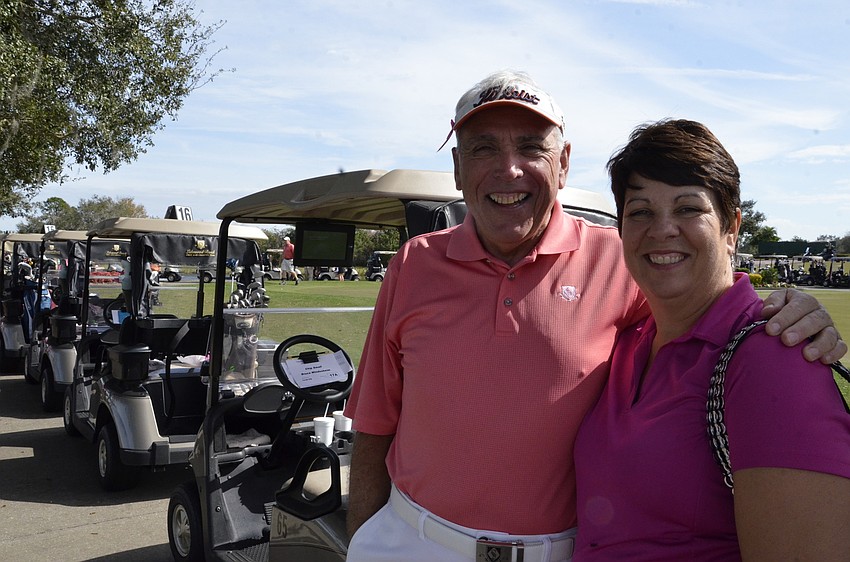 Bruce Windesheim and Coleen Dickenson chat before the tournament started. Dickenson is new to the community and met Windesheim at an event a few weeks ago — he described them as 