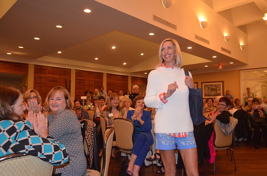 Leslie Jones models.