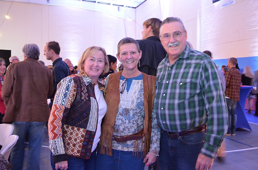 Aimee Bennett, Kathy Mitchel and Jamie Bennett