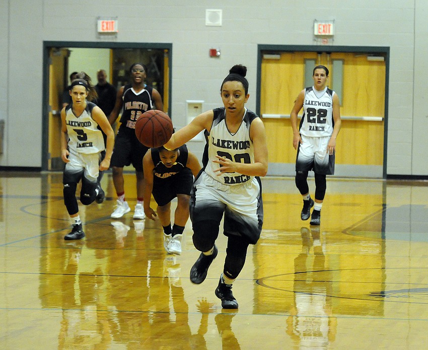 Lakewood Ranch senior guard Elise Spiller takes the ball down the court in transition in the first quarter.