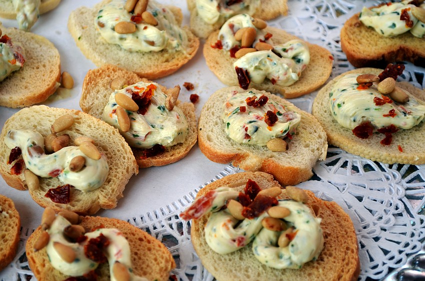 Guests enjoyed food and wine at the 9th annual Forks & Corks Grand Tasting.