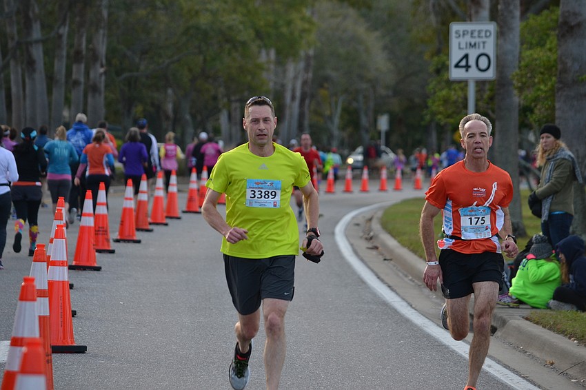 Runners at the front of the pack  Sarasota Music Half Marathon