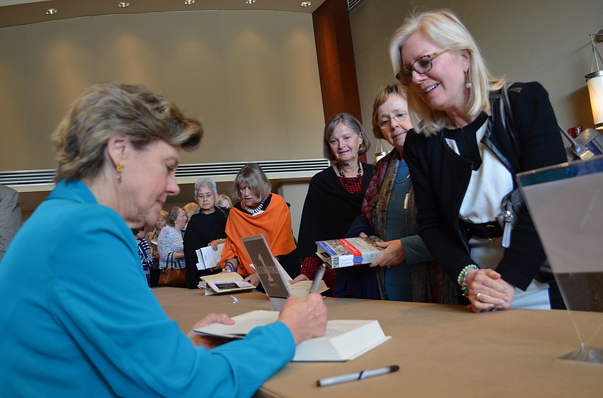 Cokie Roberts signed books and met with fans following the luncheon.