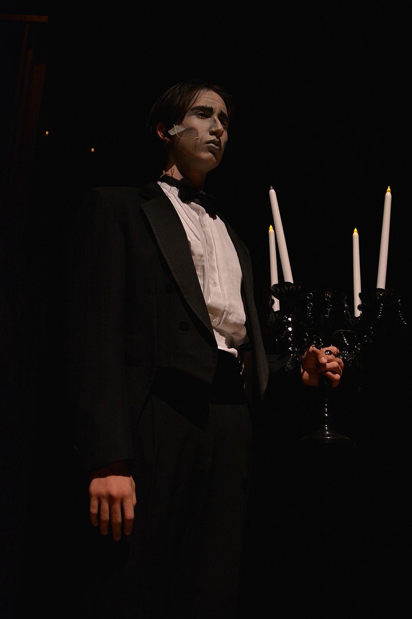 Ty Dearing, as Lurch, keeps a straight face throughout the show.