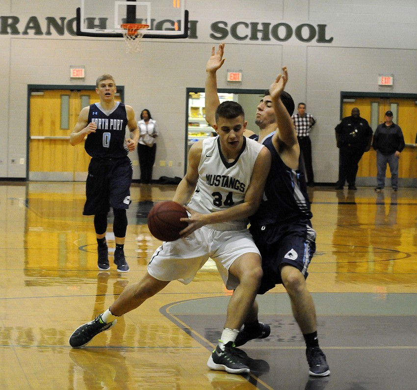 Lakewood Ranch forward Jack Kelley finished with nine points.
