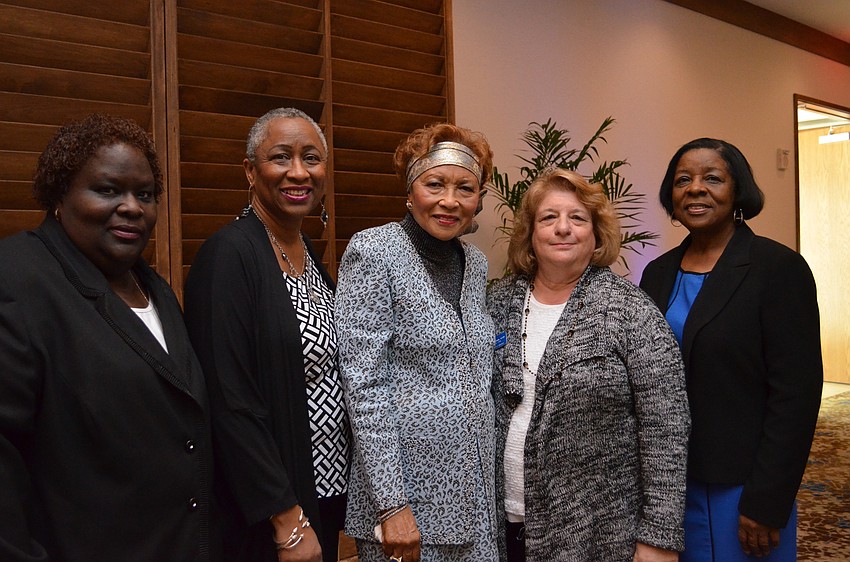 Alice Crummer, Marie Tinsley, Audrey Coleman, Rose Chapman and Cynthia Howard