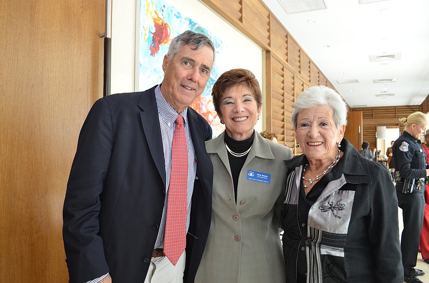 Incoming JFCS Board Chair Steve Seidensticker, Marie Mansky and Ora Mendels