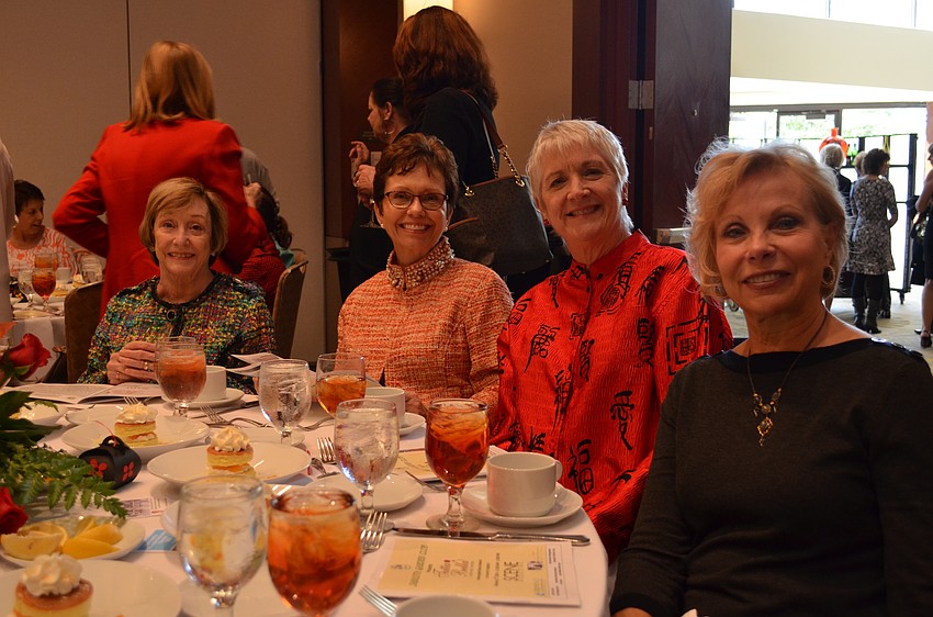 Sara Bagley, Laurie Wills, Gloria Thomas and Jill Hollander