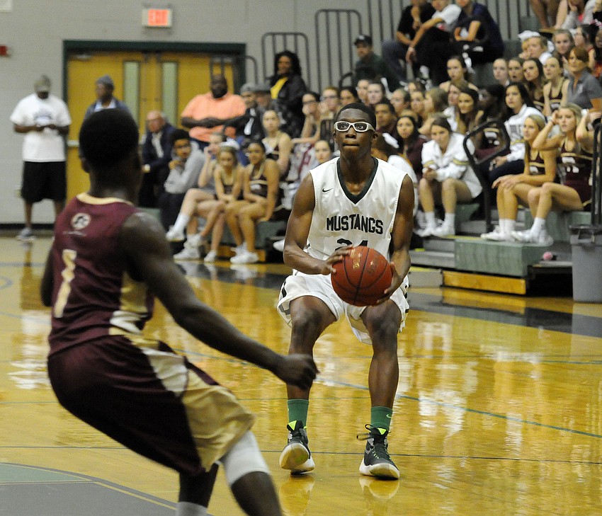 Lakewood Ranch sophomore guard Harry Barthelemy attempts a shot in the second quarter.