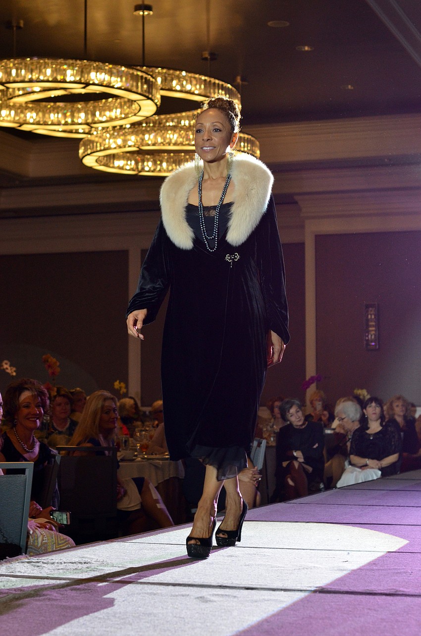 The SPARCCle on the Runway 'Tahitian Pearls' fashion show featured vintage 70s looks that are popular now.