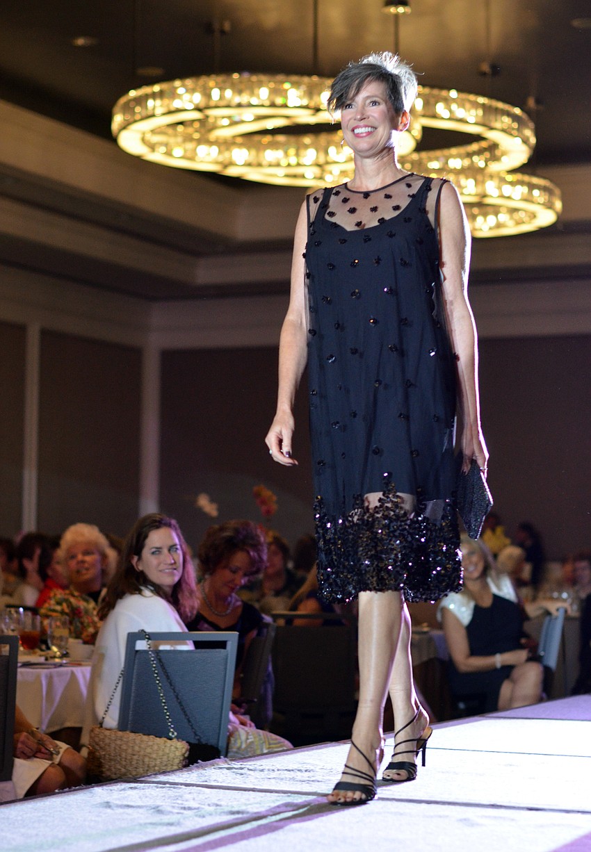 The SPARCCle on the Runway 'Tahitian Pearls' fashion show featured vintage 70s looks that are popular now.