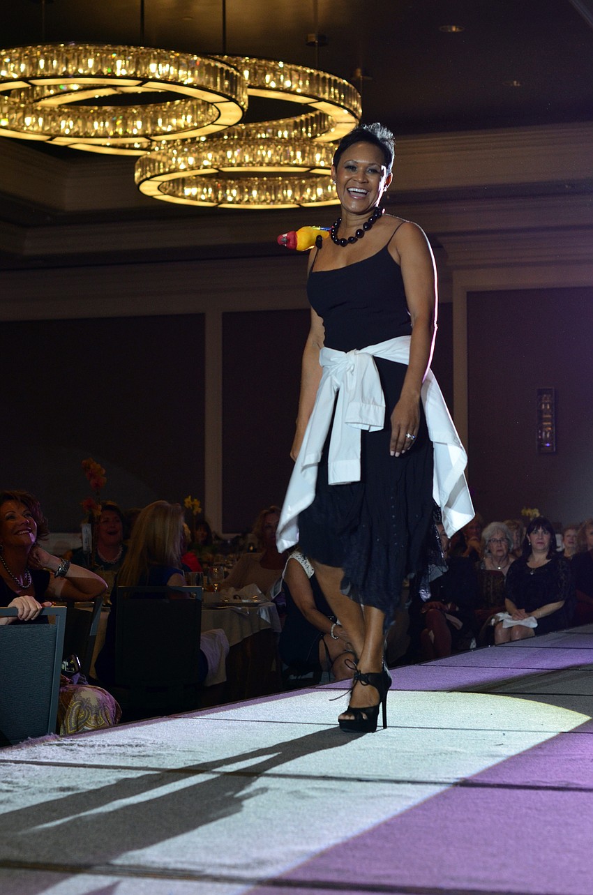 The SPARCCle on the Runway 'Tahitian Pearls' fashion show featured vintage 70s looks that are popular now.